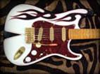 Аэрография на электрогитаре Fender Stratocaster